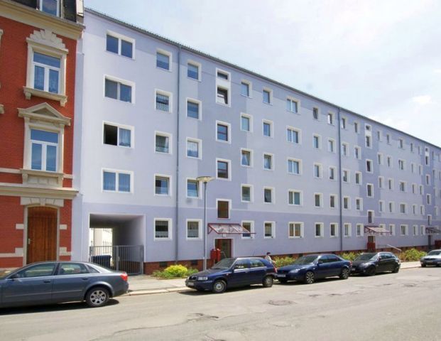 Zentrumsnahe 3-Zimmer -Wohnung mit Hinterhofromantik - Photo 1