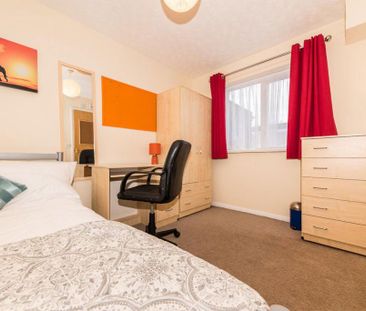 6 bedroom house to rent - Photo 4