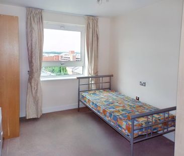 2 bedroom flat to rent - Photo 6