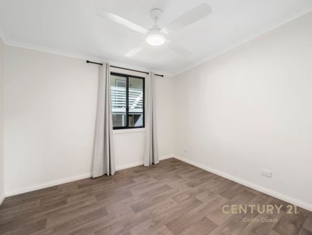 Choose Your Ideal Coastal Escape! 5 or 5a Diamond Head Drive, Sandy Beach NSW 2456 - Photo 5