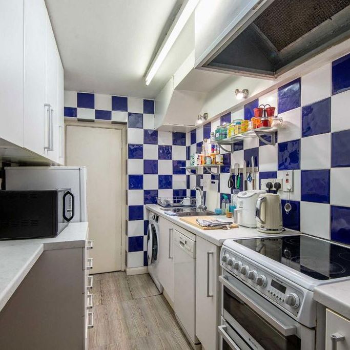 1 bedroom flat to rent - Photo 1
