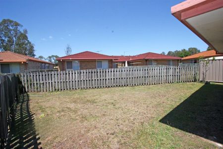 2/11 Mooney Close, Goodna QLD 4300 - House For Rent | Domain - Photo 4