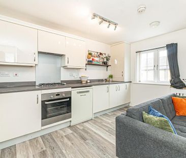 2 bedroom coach house to rent - Photo 6