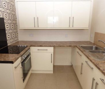 2 bedroom apartment to rent - Photo 6