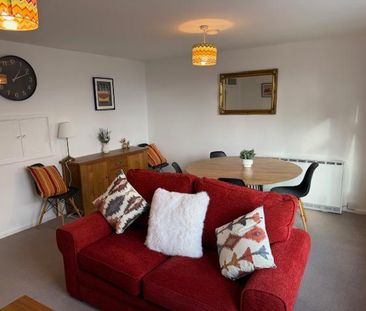 2 bedroom flat to rent - Photo 4
