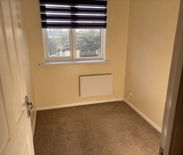 2 bedroom semi-detached house to rent - Photo 2