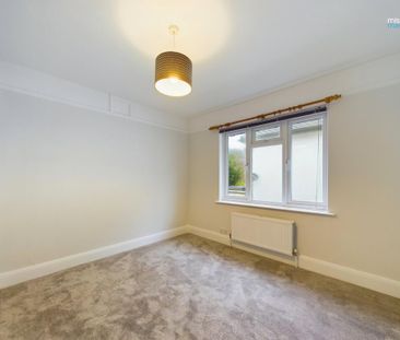 4 bedroom detached house to rent - Photo 6