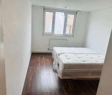 Room in a Shared House, King Street, E13 - Photo 6