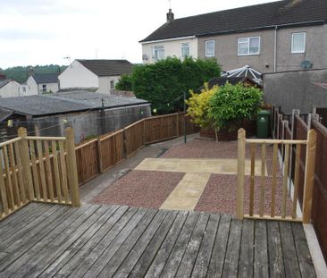 2 bedroom end of terrace house to rent - Photo 1