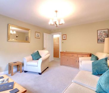 1 bedroom mews to rent - Photo 3