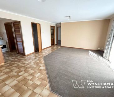 Neat & Comfortable Unit in Quiet Wy Yung Location - Photo 6