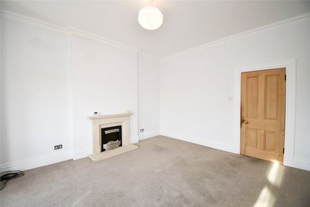 Drummond Road, CH47 4AU, Hoylake - Photo 2