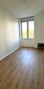 Location Appartement 2 pièces 38m² ST PRIEST EN JAREZ 42270 - Photo 4