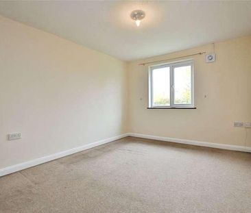 Bell Court, Rettendon Common, Chelmford, CM3 - Photo 2