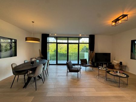 Luxueus appartement met 3 terrassen en ondergrondse parkeerplaats - Photo 3