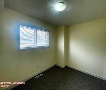 #3 11839 45 Street Northwest - Photo 1