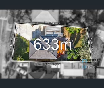 31 OAKTREE DRIVE, Hampton Park, Vic 3976 - Photo 5