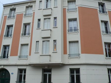 Location Appartement 2 pièces 41m² TOURS 37000 - Photo 5