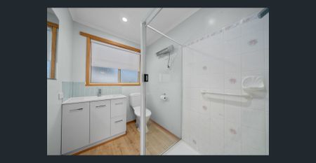 Cute and Comfortable Home in Tranquil Setting - Photo 5