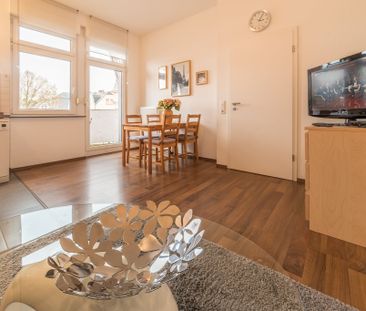 City-Residence: Nette 2-Zimmer-Wohnung in schönem Altbau - Photo 3