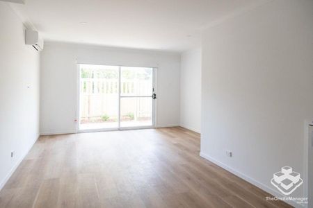 New Townhomes Air Conditioned Throughout - Photo 4