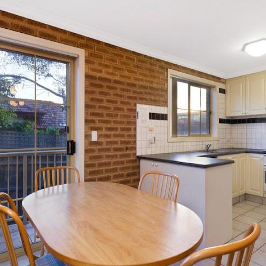 Unit 16/1090 Whitehorse Road, Box Hill. - Photo 1