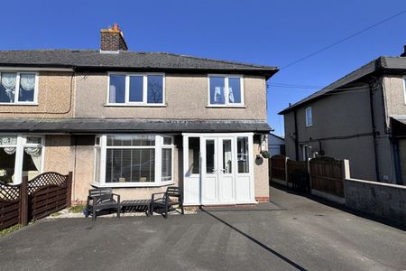 3 Bedroom Semi Detached Available Arranging tenancy - Photo 3