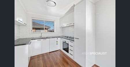 A must see well cared unit in Dandenong! - Photo 3