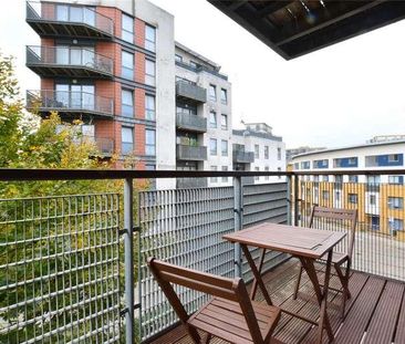 Tarves Way, London, SE10 - Photo 4