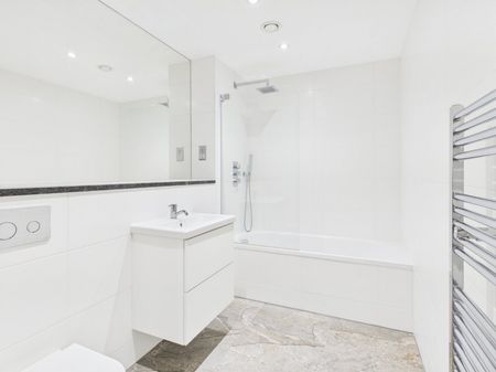 49 Station Road, Gerrards Cross,SL9 - Photo 5