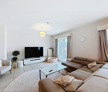 Appartement te huur - foto 2