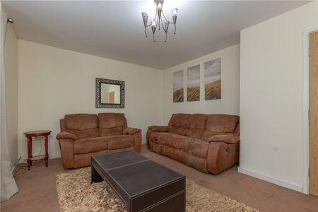 Fairfax Close, Biddulph, Stoke-on-Trent, Staffordshire, ST8 - Photo 2