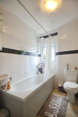 3 bedroom House To Let Total Size: 862 SQ FT - Photo 1