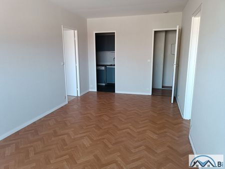 Location Appartement 3 pièces 54m² - Photo 2