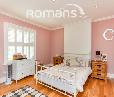 4 bedroom semi-detached house to rent - Photo 4