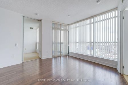 1048 Broadview Avenue #1907 - Photo 4