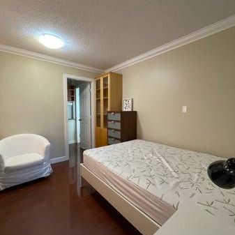 Burnaby Brentwood one bed stidio for rent! - Photo 4