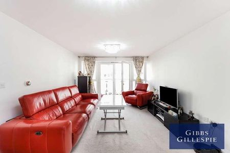 Hinds Court, Perkins Gardens, Ickenham, UB10 - Photo 4