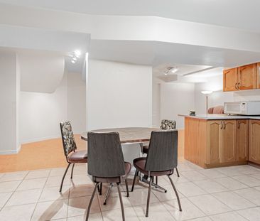 For Lease - 3986 Bloor Street, Toronto, Ontario - Photo 3