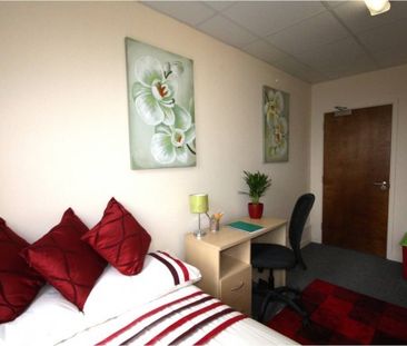 STUDENT ACCOMMODATION - SUNBRIDGE RD BD1**1 BED EN-SUITE**£65PW - Photo 6