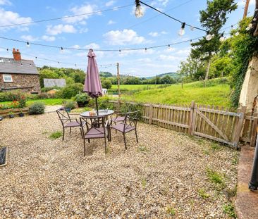 2 bedroom semi-detached house to rent - Photo 6