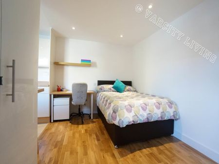 Studio, 76 Orme Road - Photo 4