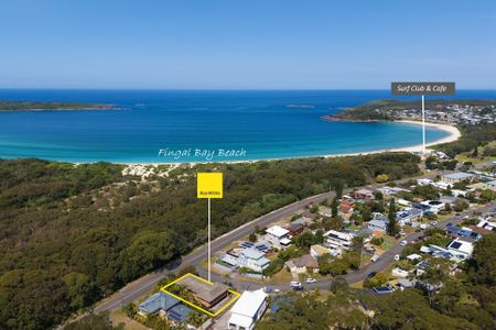 Large 2 Bedroom unit across from Fingal Bay Beach - Photo 4