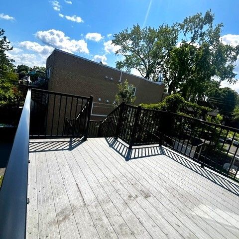 APPARTEMENT 5 1/2 + GRANDE TERRASSE - Photo 1