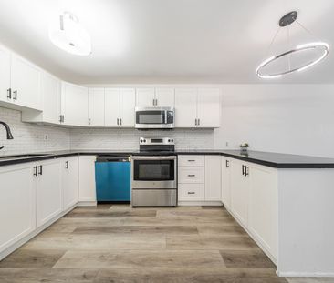 For Lease - 1030 Falgarwood Drive Unit# 71, Oakville, Ontario - Photo 2