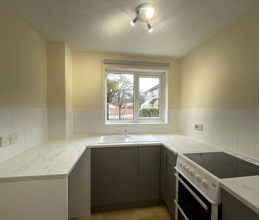 1 bedroom semi-detached house to rent - Photo 1