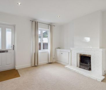 3 bedroom detached house to rent - Photo 2