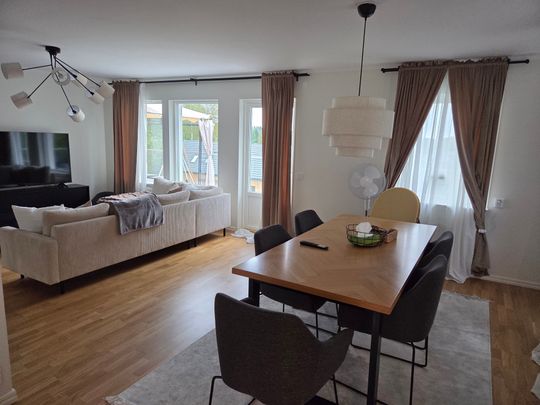 Sporrstigen, Åkersberga - Photo 1