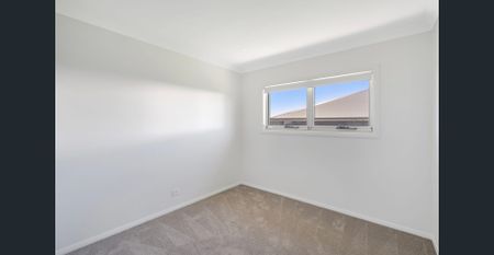 You'll be Home for Christmas - Brand New 4 bedrooms, Ducted Air-Con, Alfresco, Garage - Photo 4