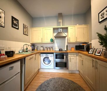 1 bedroom flat to rent - Photo 2